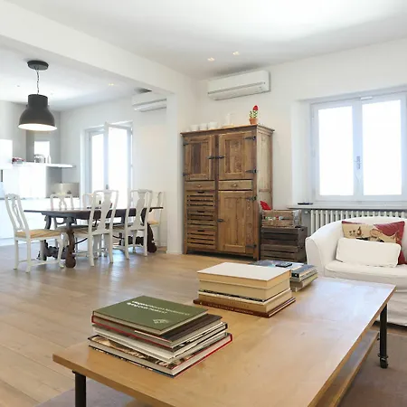 Apartment D'azeglio Rooftop Terrace